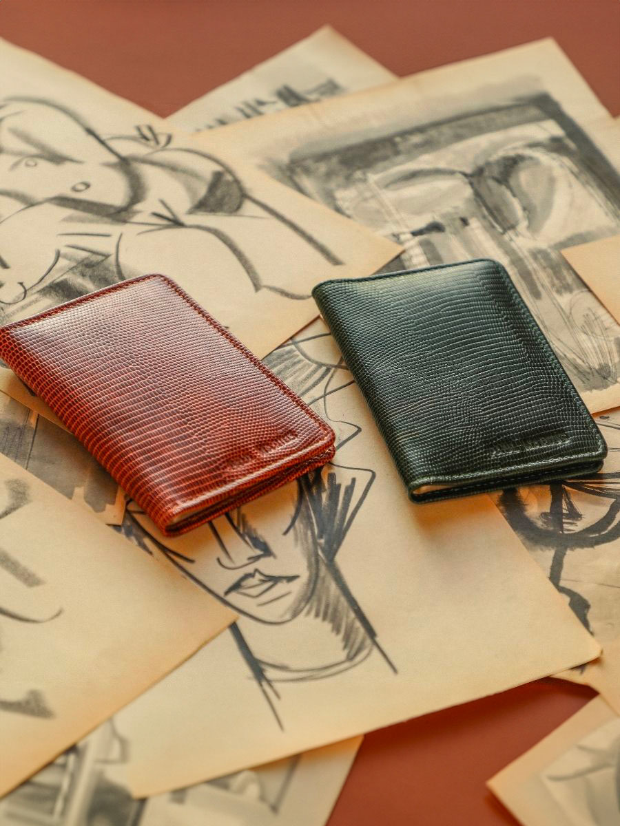 foto-vista-etui-para-pasaporte-cuero-verde-etui-para-pasaporte-1960-paul-marius-m64-l-dg