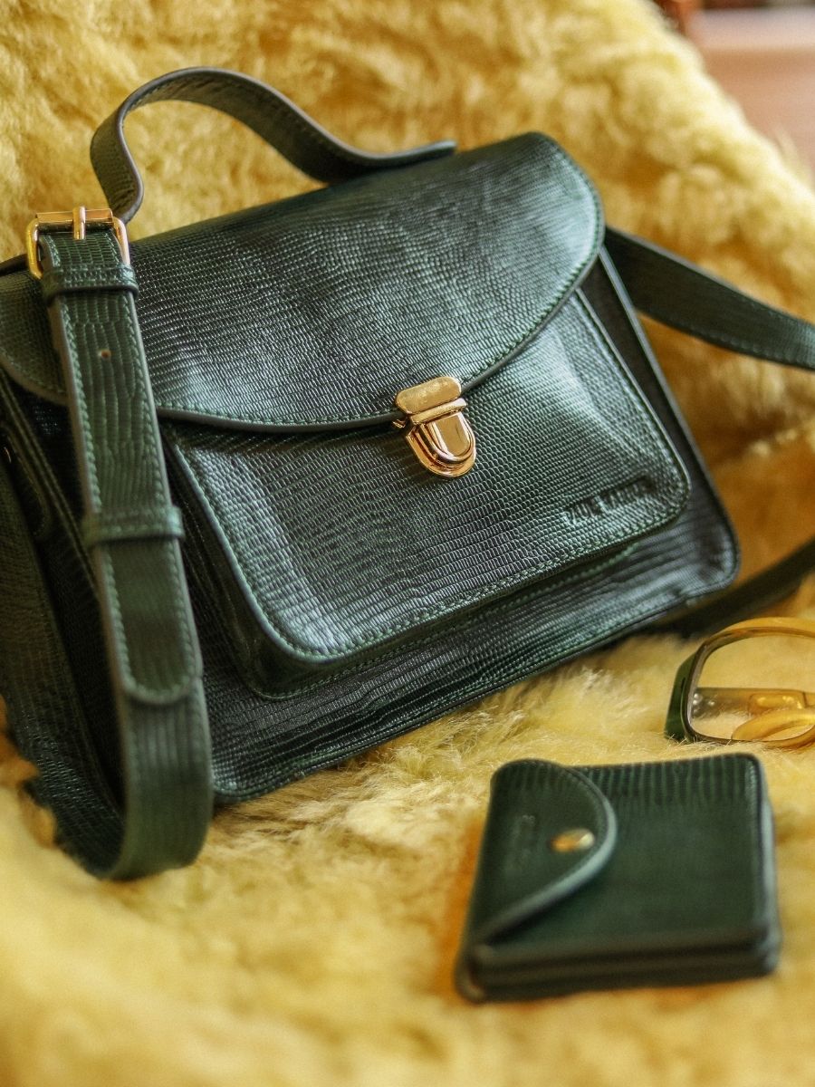 foto-vista-bolso-de-mano-cuero-verde-mademoiselle-george-1960-paul-marius-w05-l-dg