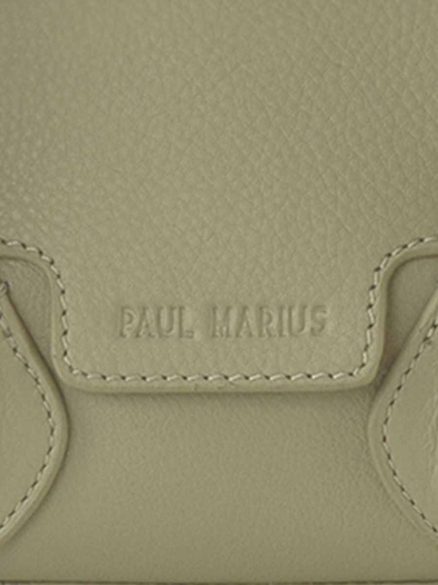 foto-material-mini-bolso-mano-cuero-verde-madeleine-xs-art-deco-almendra-paul-marius-w31xs-ad-al