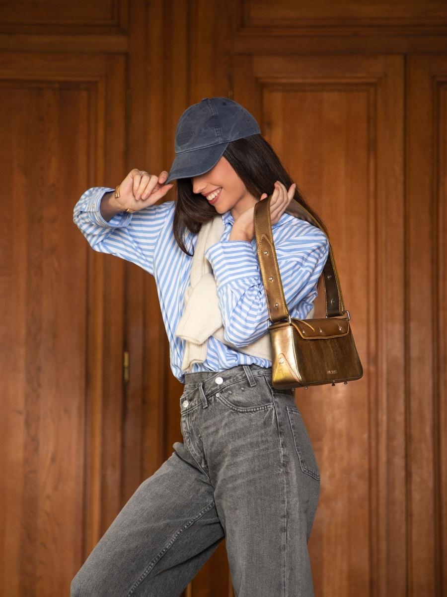 bolso-bandolera-dorado-billie-bronce-vista-zoom-material-w55-og