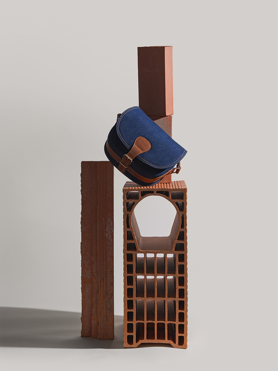 bolso-bandolera-azul-vaquero-lebohemien-denim-brut-vista-zoom-materia-m44-dblu-denim