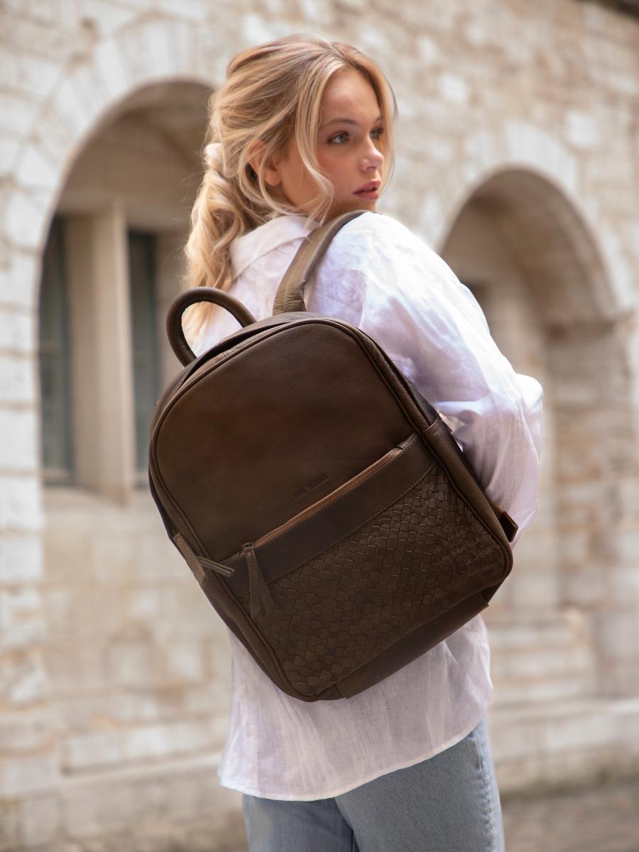 foto-vista-frontal-mochila-de-cuero-kaki-lebordelais-kaki-paul-marius-m201w-k