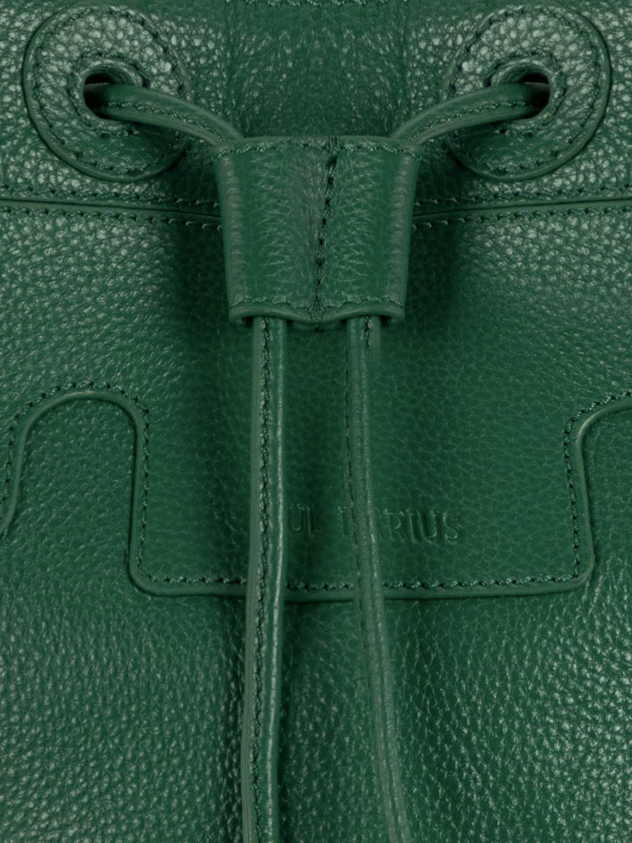 foto-vista-zoom-material-bolso-cubo-cuero-verde-capucine-azur-verde-imperial-paul-marius-w39-az-gr