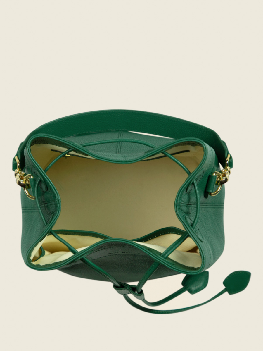 foto-vista-interior-bolso-cubo-cuero-verde-capucine-azur-verde-imperial-paul-marius-w39-az-gr