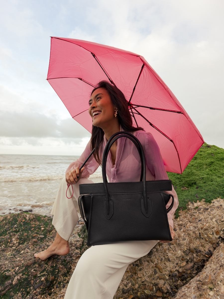 bolso-de-viaje-bolso-de-mano-eros-m-negro-Charbon-vista-llevado-w52m-bm-b