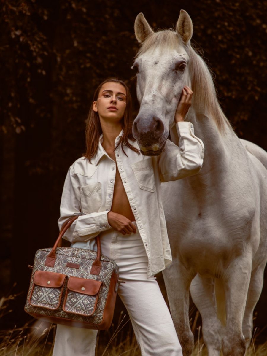 foto-vista-frontal-bolso-de-hombro-cuero-multicolor-ledandy-esperanza-paul-marius-w04-mex