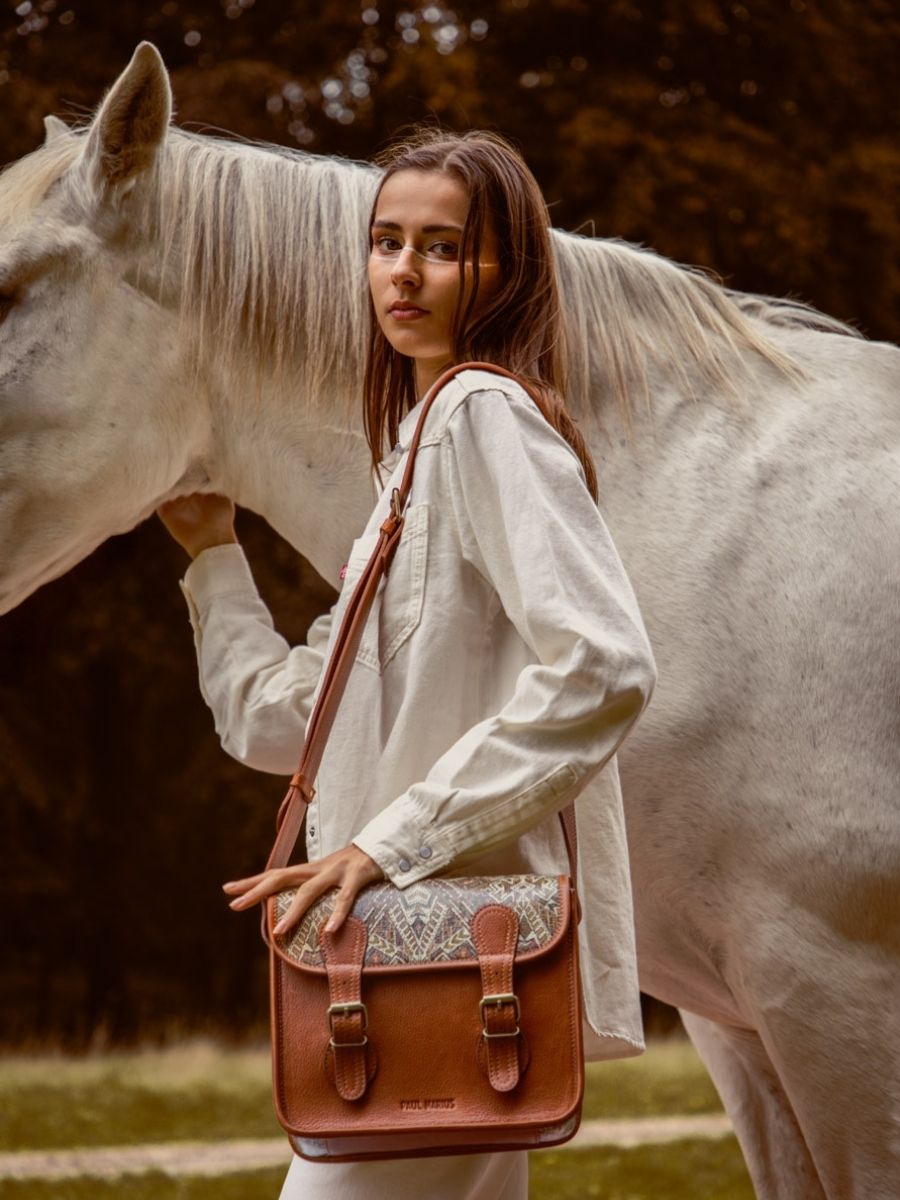 foto-vista-frontal-bolso-bandolera-cuero-multicolor-lasacoche-s-esperanza-paul-marius-m02s10-mex