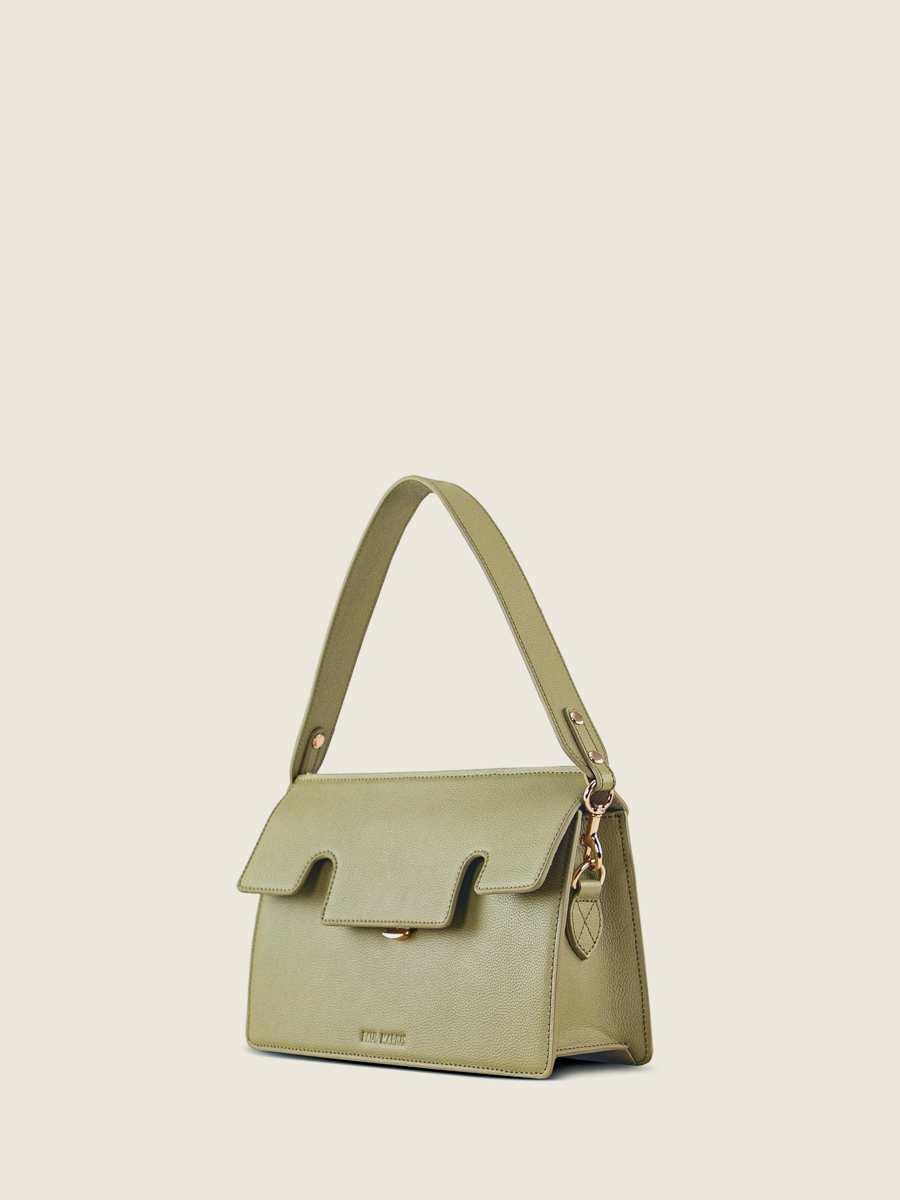 bolso-baguette-de-cuero-gabrielle-almendra-vista-posterior-w42-al