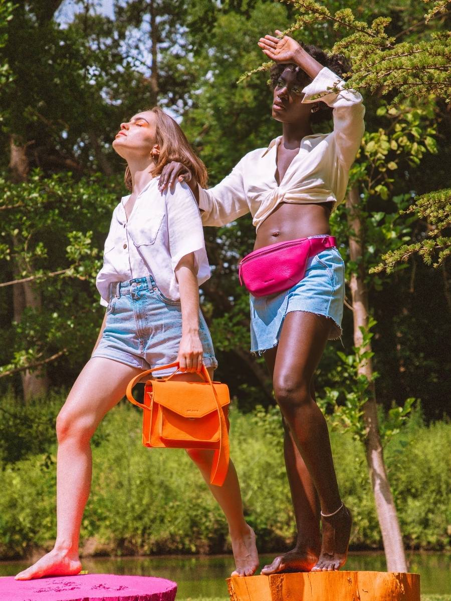 foto-en-primer-plano-material-bolso-banana-cuero-rosa-labanane-sorbet-framboise-paul-marius-m503-sb-pi