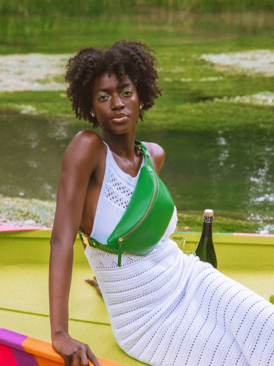 foto-vista-frontal-bolsa-banana-cuero-verde-labanane-sorbet-kiwi-paul-marius-m503-sb-gr