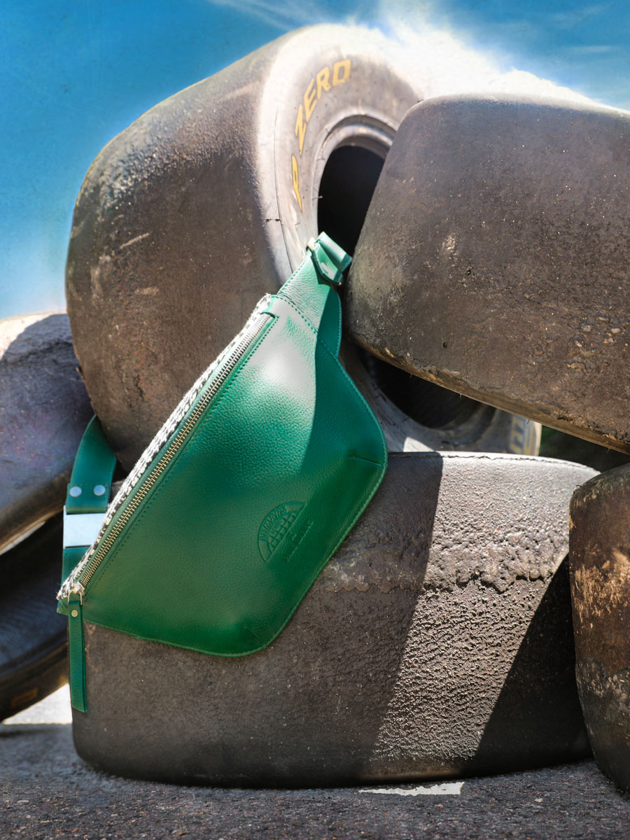 foto-vista-interior-bolsa-banana-cuero-verde-labanane-le-mans-classique-paul-marius-m503-lemans-dg