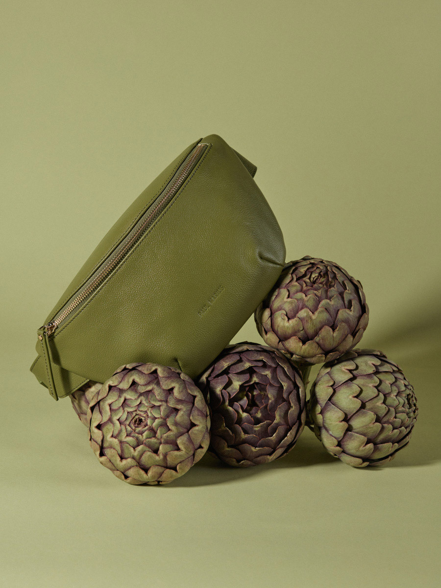 bolsa-banana-de-cuero-labanane-verde-oliva-vista-zoom-material-m503-gr-o