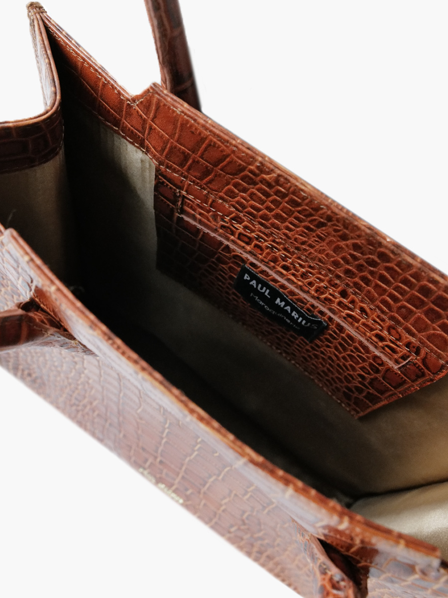 foto-vista-interior-bolso-cesta-cuero-marrón-laflaneuse-alligator-ámbar-paul-marius-w13-a-l