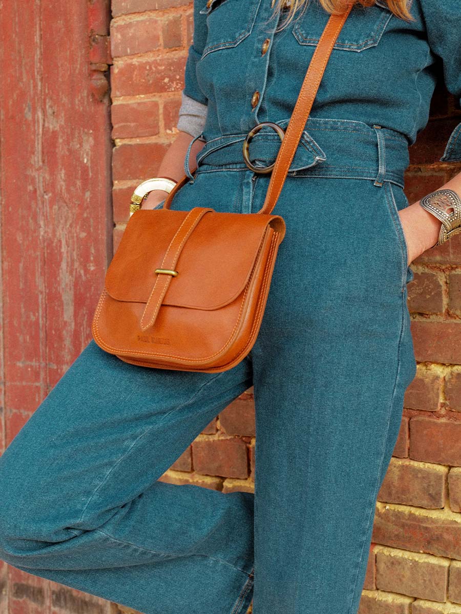 foto-bolso-portadocumentos-cuero-marrón-lecolporteur-cognac-aceitado-paul-marius-m24-oco