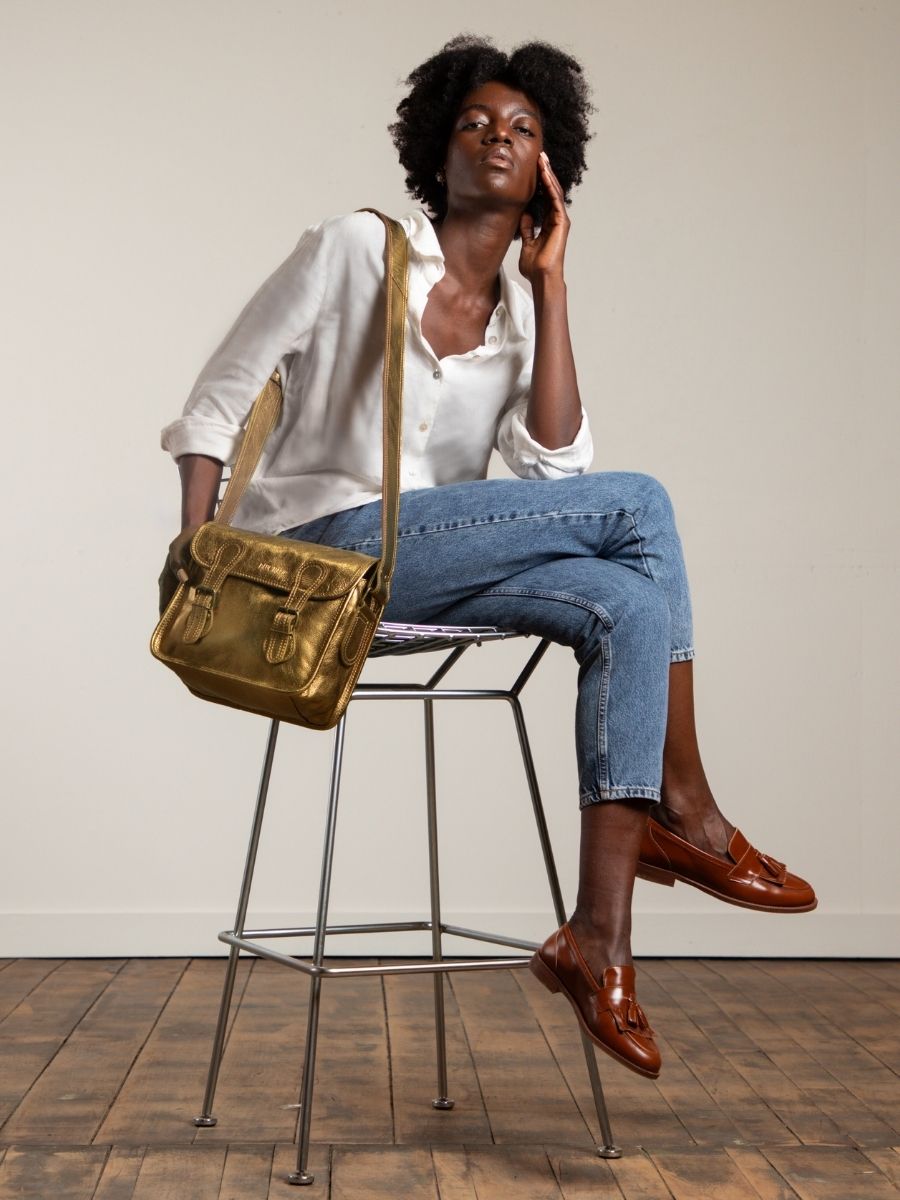 foto-vista-bolso-bandolera-cuero-bronce-lasacoche-s-bronce-paul-marius-m02s10-og