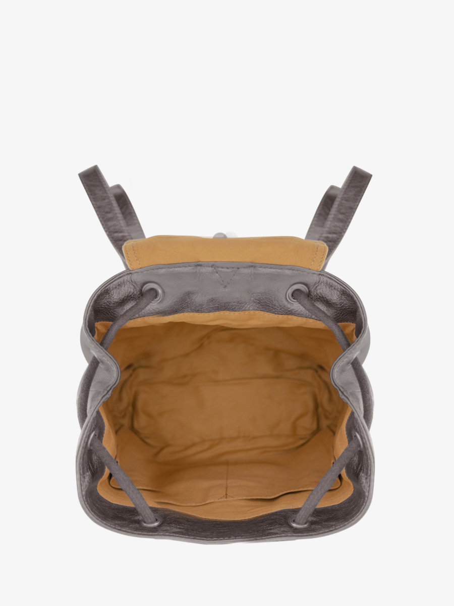 foto-vista-interior-mochila-cuero-plateado-lebaroudeur-acero-paul-marius-m40-gm