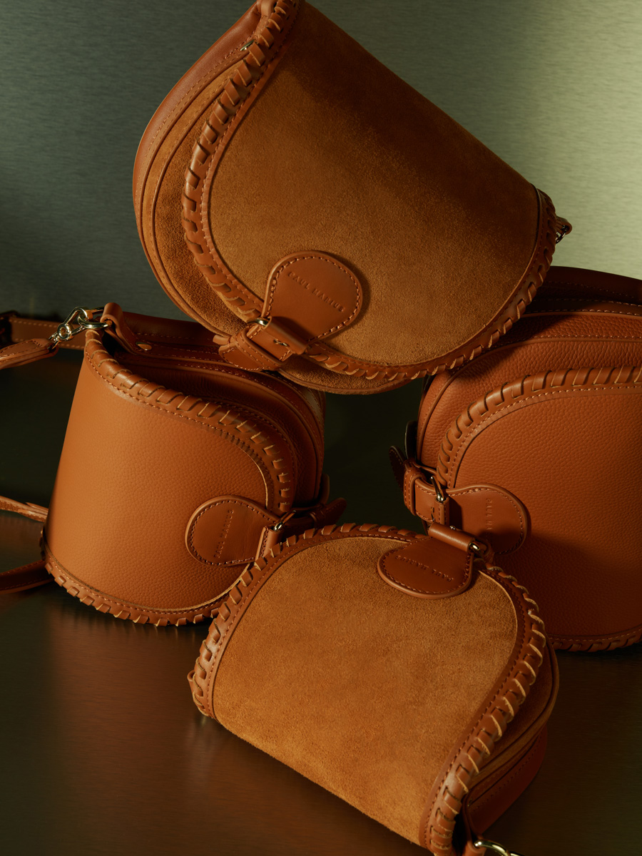 mini-bolso-bandolera-cuero-LeBobo XS-avellana-vista-lateral-w61xs-mb