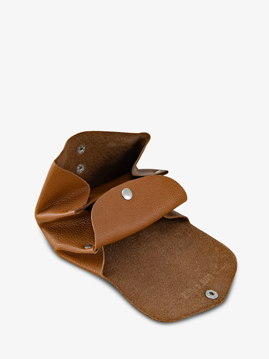 bolso-marron-legustave-m-natural-vista-posterior-clpm-l