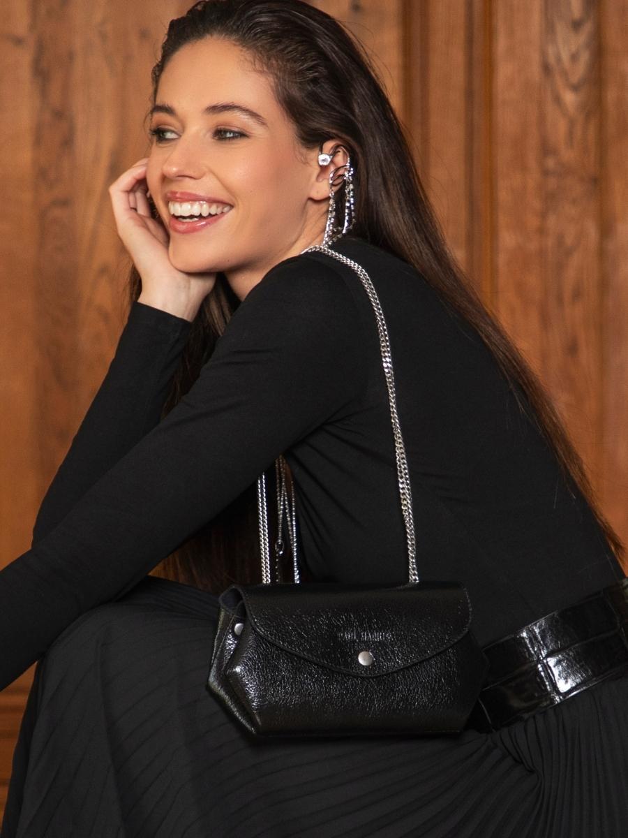 mini-bolso-mano-negro-legustave-bolso-eclipse-vista-lateral-clpl-m-b