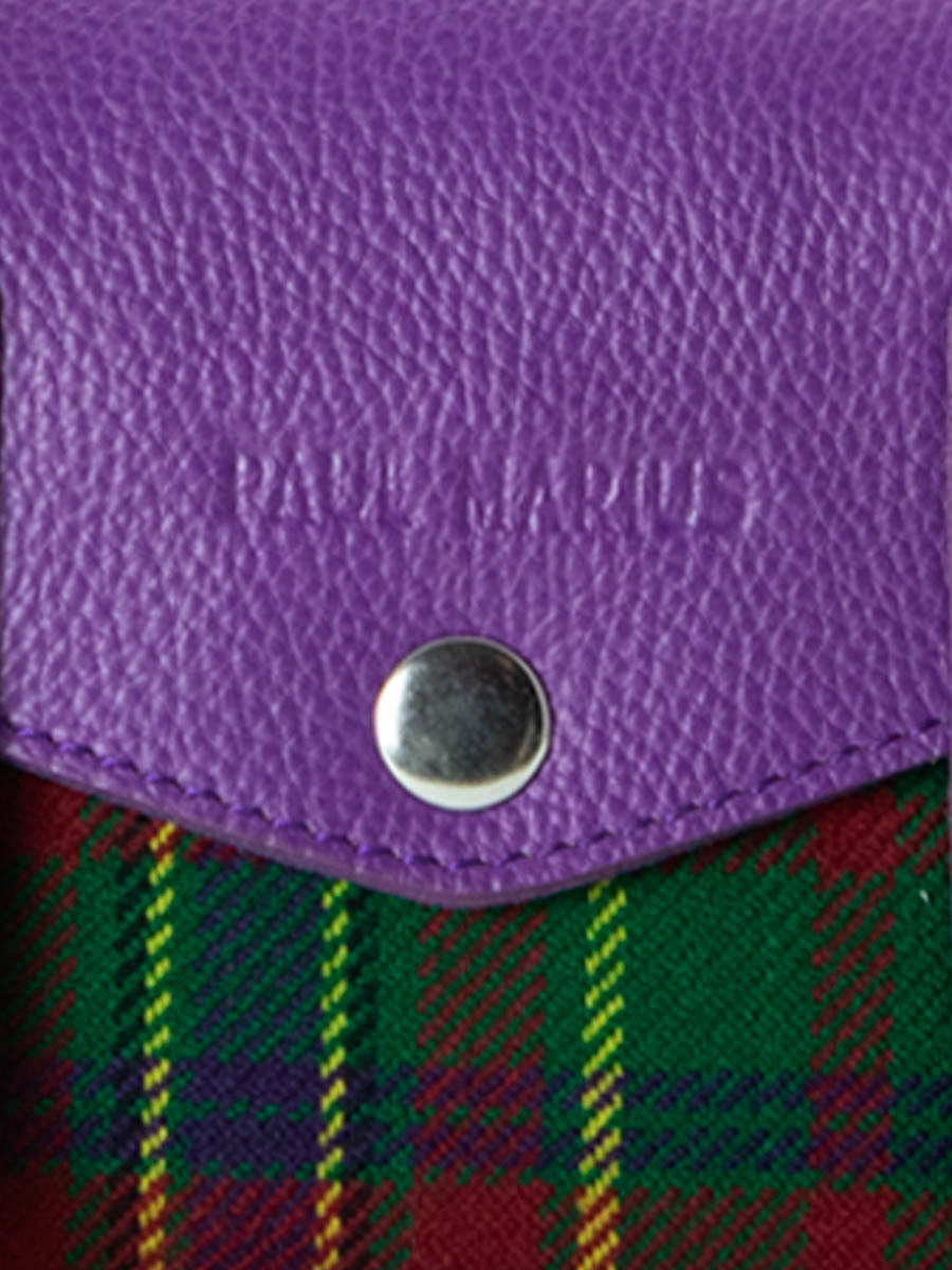 foto-en-primer-plano-mini-bolso-bandolera-cuero-tejido-tartan-lemini-indispensable-versus-paul-marius-w08s-sco-gr-p