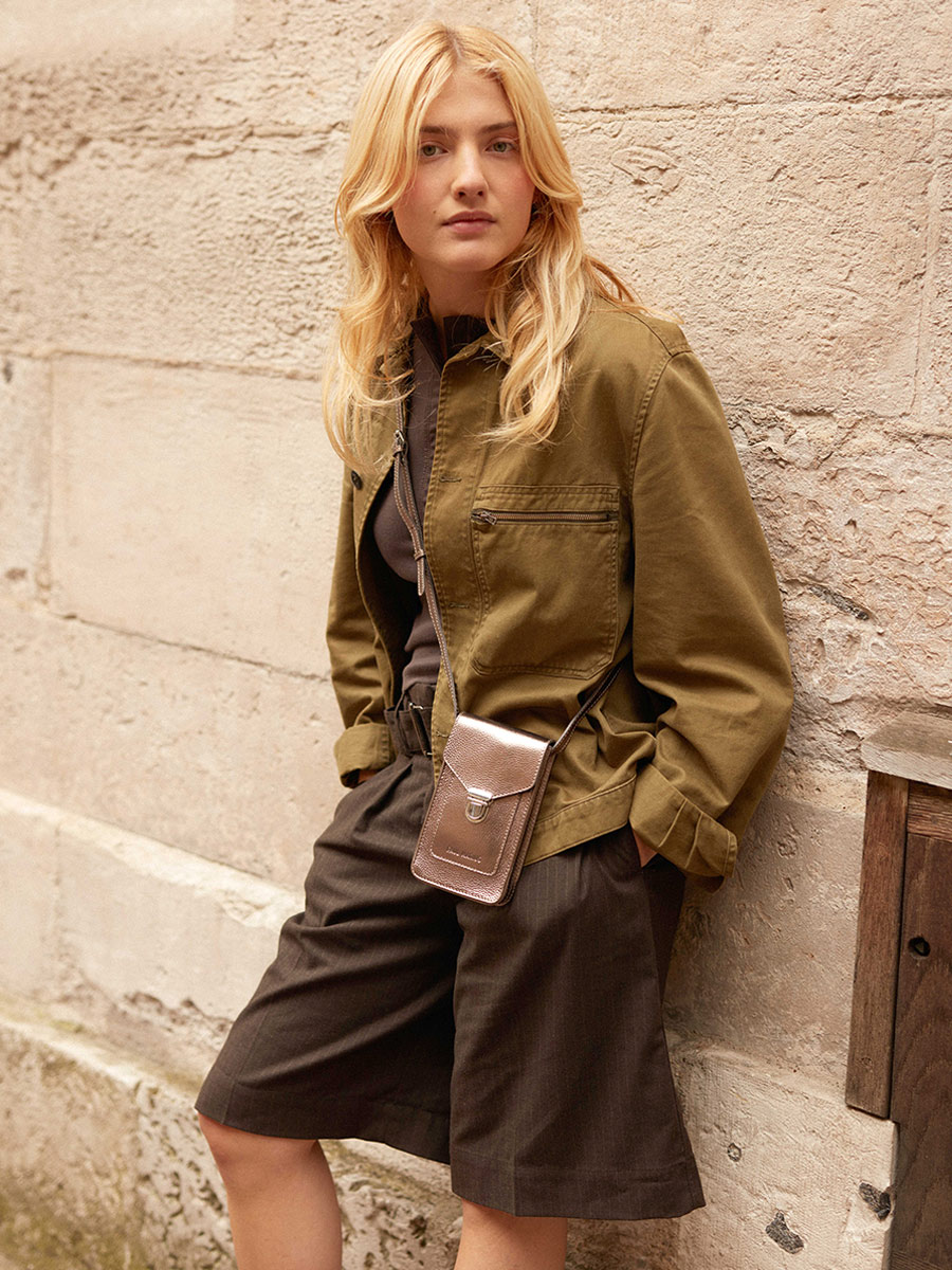 bolso-teléfono-cuero-leporte-teléfono-cobre-vista-zoom-material-m88-c