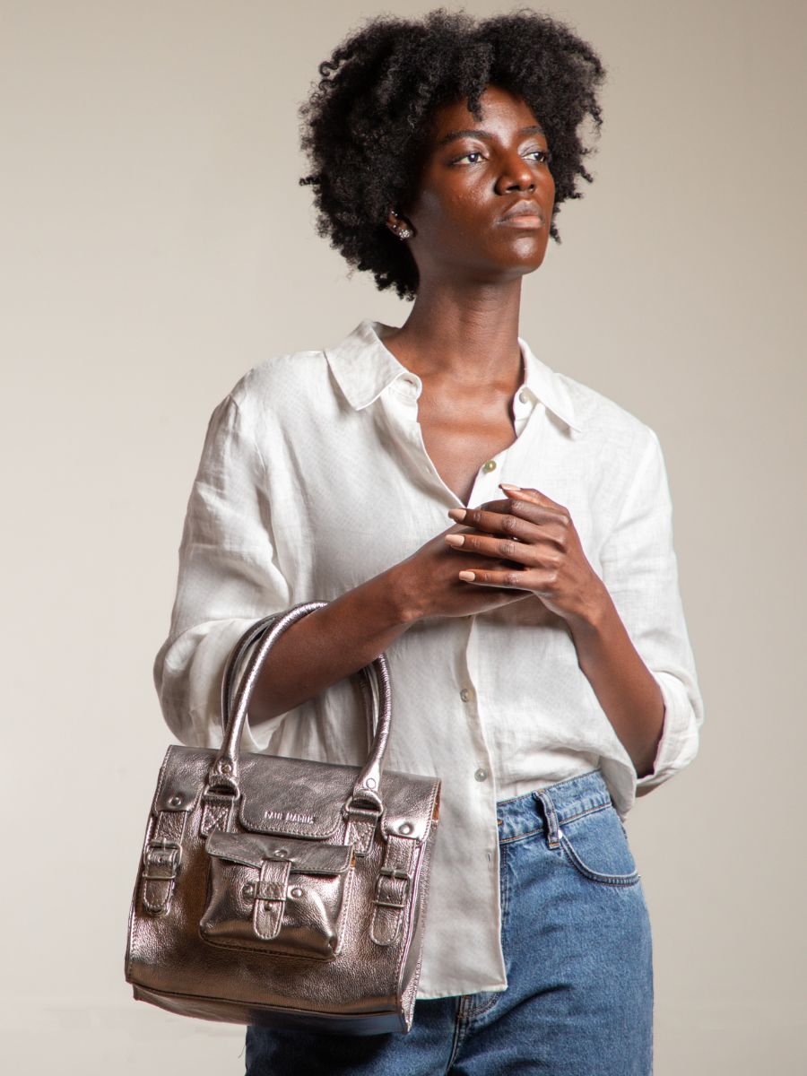 foto-zoom-material-bolso-de-mano-cuero-plateado-lerive-gauche-s-acero-paul-marius-w01s-gm