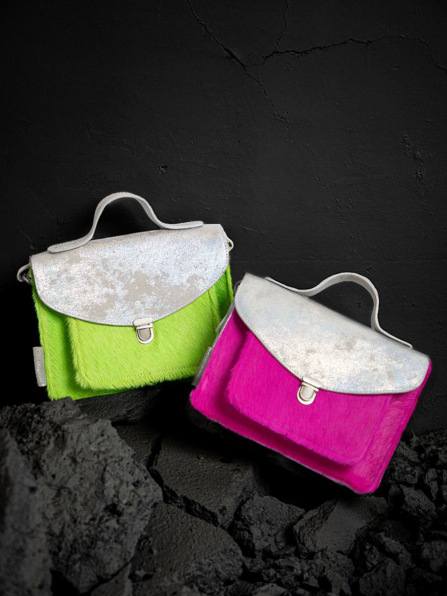 foto-vista-zoom-material-bolso-de-mano-cuero-rosa-mademoiselle-george-creature-rosa-acida-paul-marius-w05-crea-s-pi