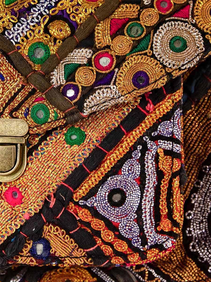 foto-vista-zoom-material-bolso-mano-cuero-negro-mademoiselle-george-jaipur-negro-paul-marius-w05-jai-b