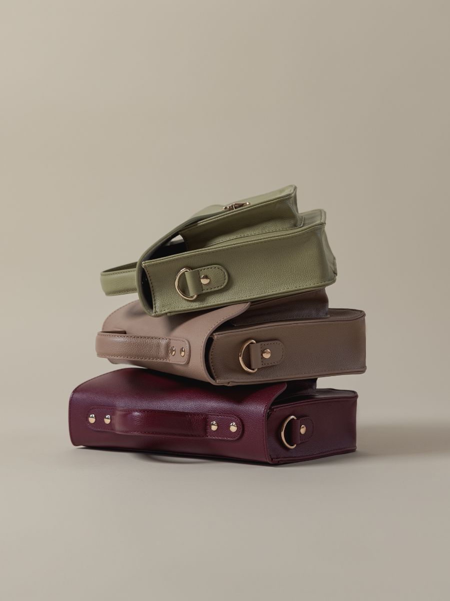 bolso bandolera de cuero mademoiselle george n2 morado vista zoom material w105 p