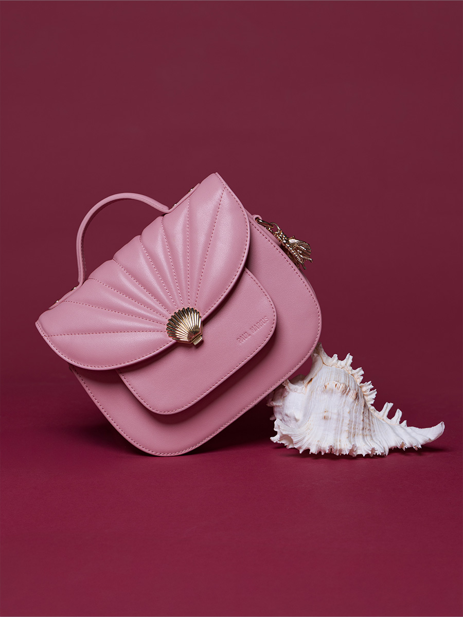 bolso-bandolera-de-cuero-mademoiselle-george-coquillage-rosa-vista-lateral-w105-pi
