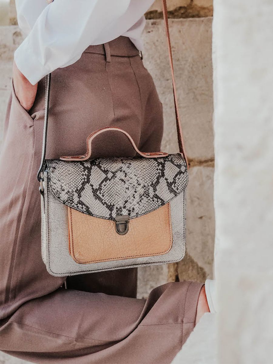 foto-bolso-bandolera-cuero-mujer-mademoiselle-george-aphrodite-paul-marius-w05-aph