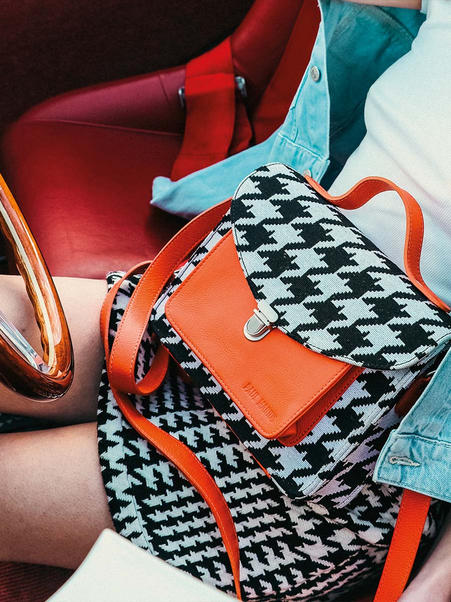 foto-vista-frontal-bolso-bandolera-cuero-naranja-mademoiselle-george-allure-naranja-paul-marius-w05-hs2-o