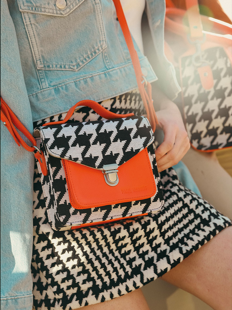 foto-vista-frontal-mini-bolso-bandolera-cuero-naranja-mademoiselle-george-xs-allure-naranja-paul-marius-w05xs-hs2-o