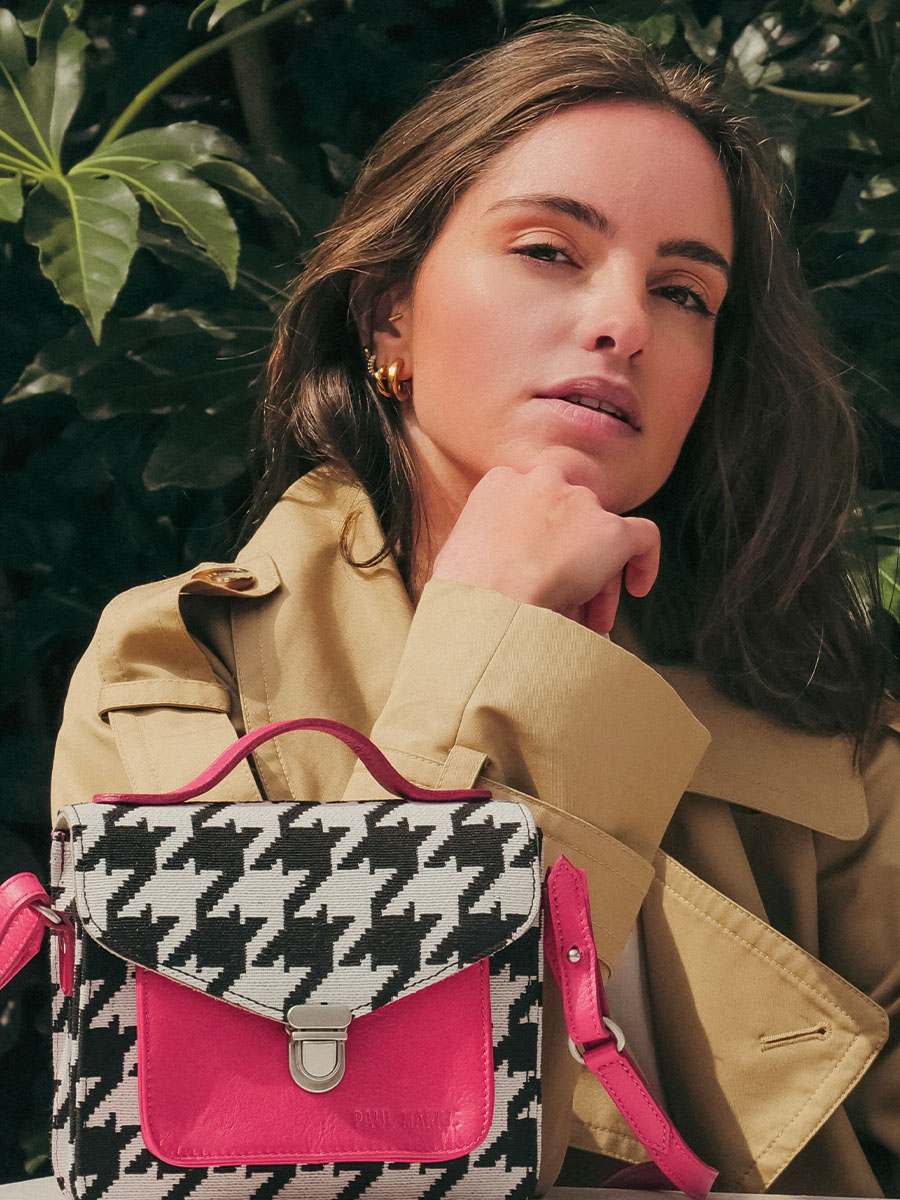 foto-vista-frontal-mini-bolso-bandolera-cuero-rosa-mademoiselle-george-xs-allure-fuchsia-paul-marius-w05xs-hs2-pi