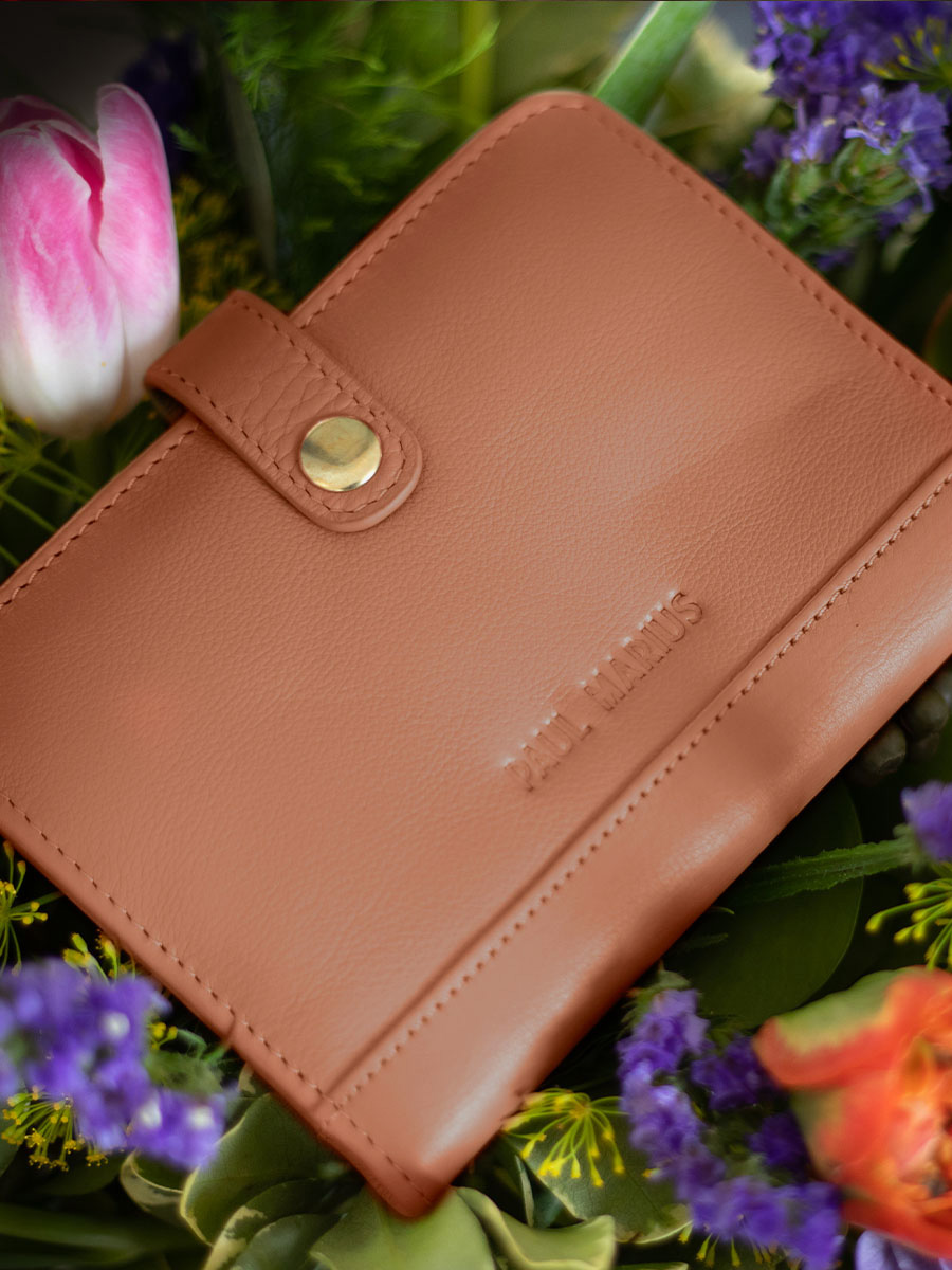 foto-interior-cartera-cuero-marrón-jeanne-art-deco-caramel-paul-marius-m34-ad-ca
