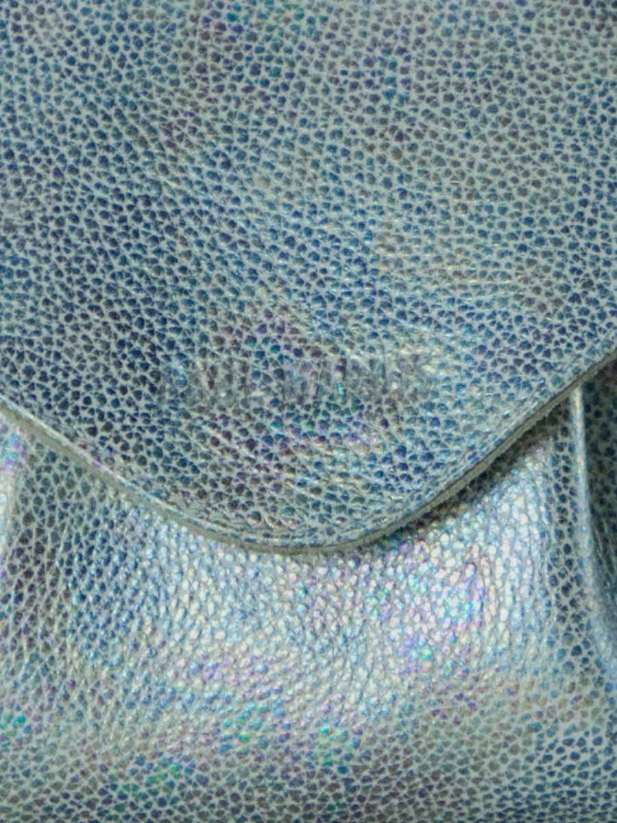 foto-en-primer-plano-material-bolso-bandolera-cuero-blanco-holográfico-suzon-m-granite-paul-marius-w25m-gra-w