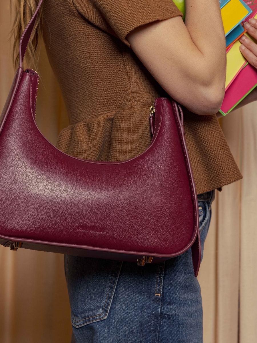 bolso-baguette-cuero-victoire-púrpura-vista-zoom-material-w54-p