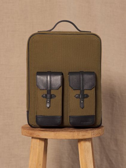 Urbain - Negro / Lona Caqui