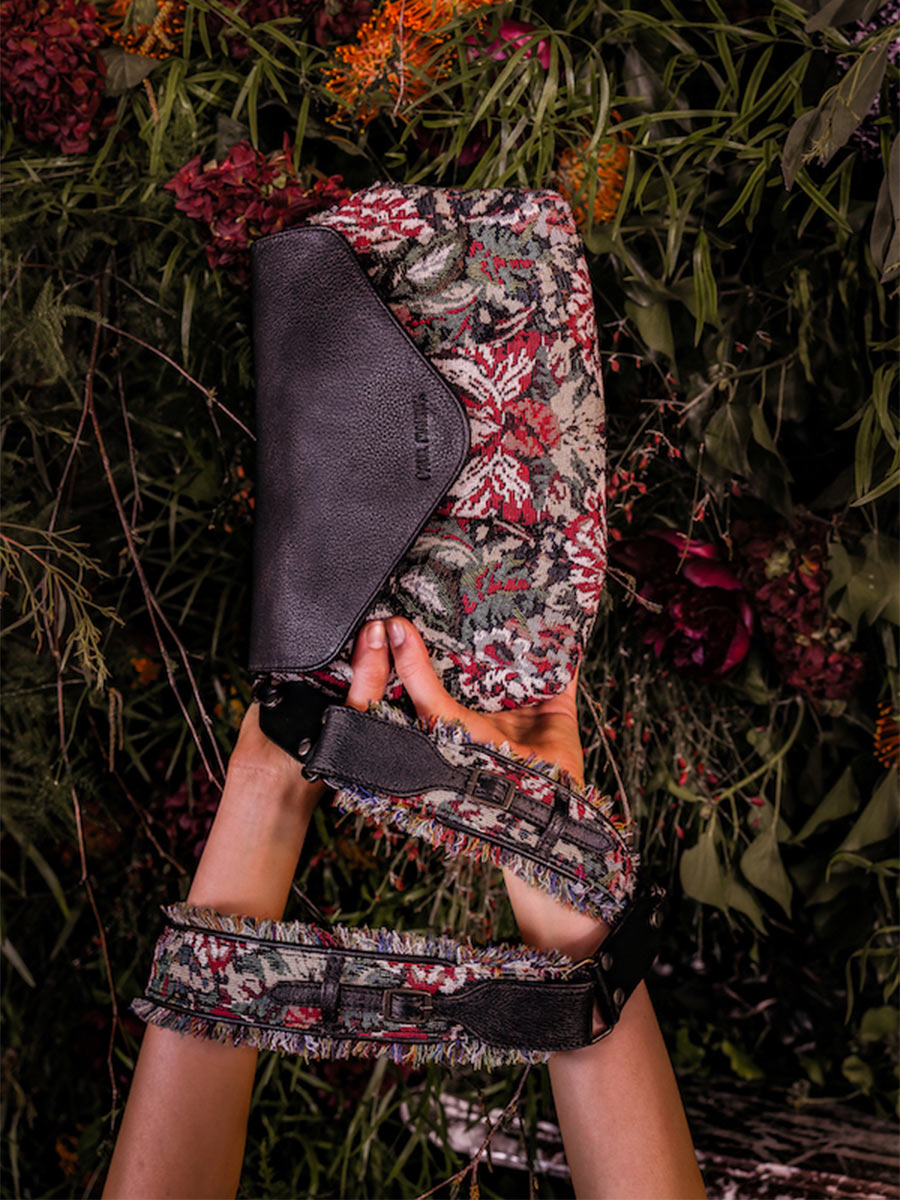 foto-vista-frontal-bolso-bandolera-cuero-paulmarius-suzon-m-boheme-paul-marius-w25m-cnv-b