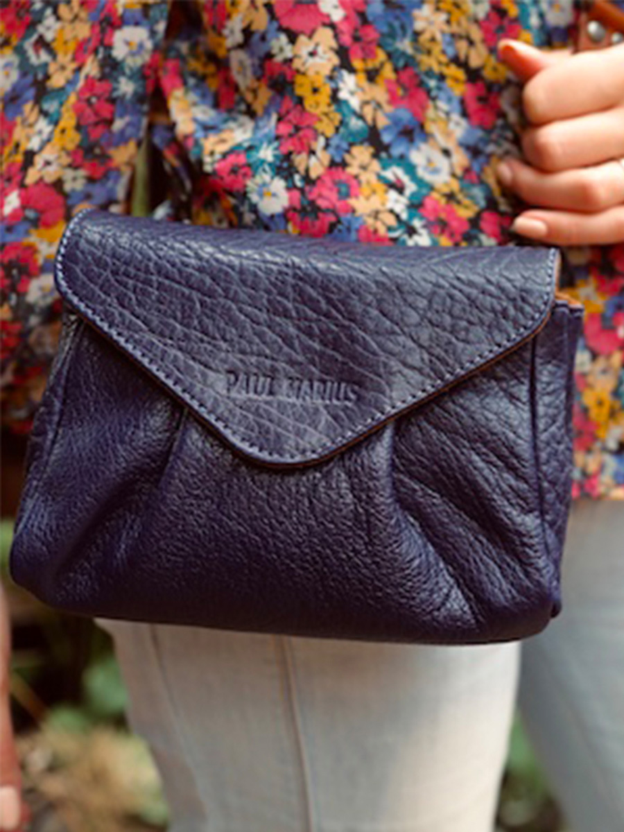 foto-bolso-bandolera-cuero-paulmarius-azul-suzon-s-azul-egipcio-paul-marius-w25s-egb
