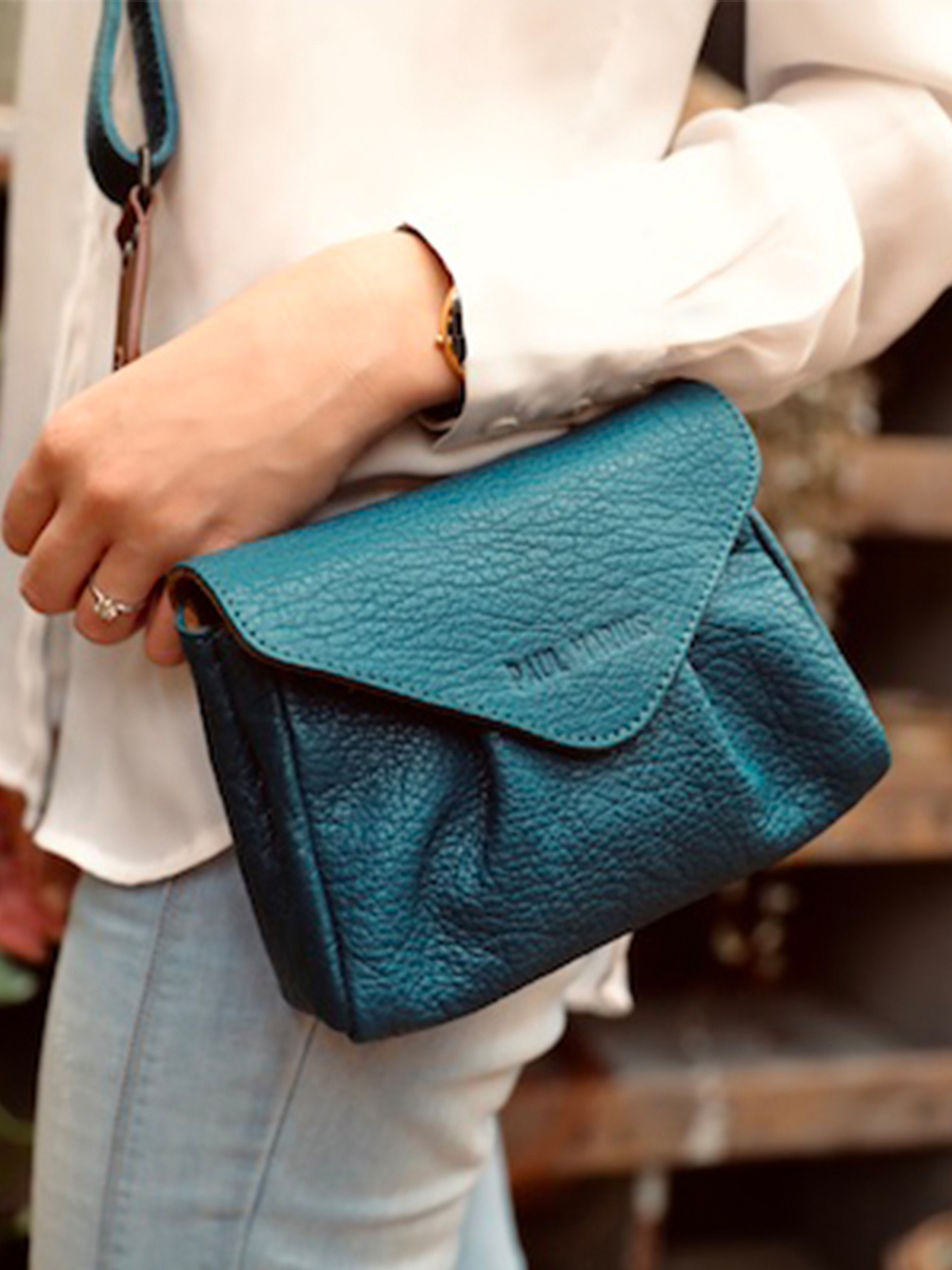 foto-bolso-bandolera-cuero-paulmarius-azul-suzon-s-azul-piscina-paul-marius-w25s-blu