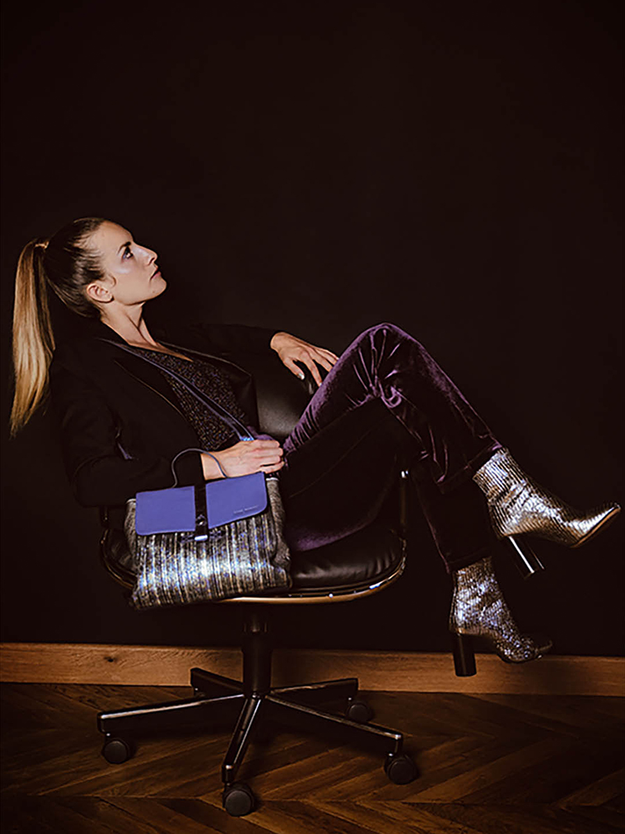 foto-bolso-bandolera-cuero-mujer-lecorneille-cosmos-paul-marius-w23-cs