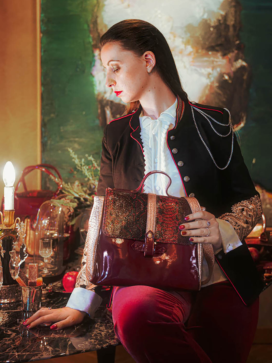 foto-bolso-bandolera-cuero-mujer-lecorneille-passion-paul-marius-w23-pa