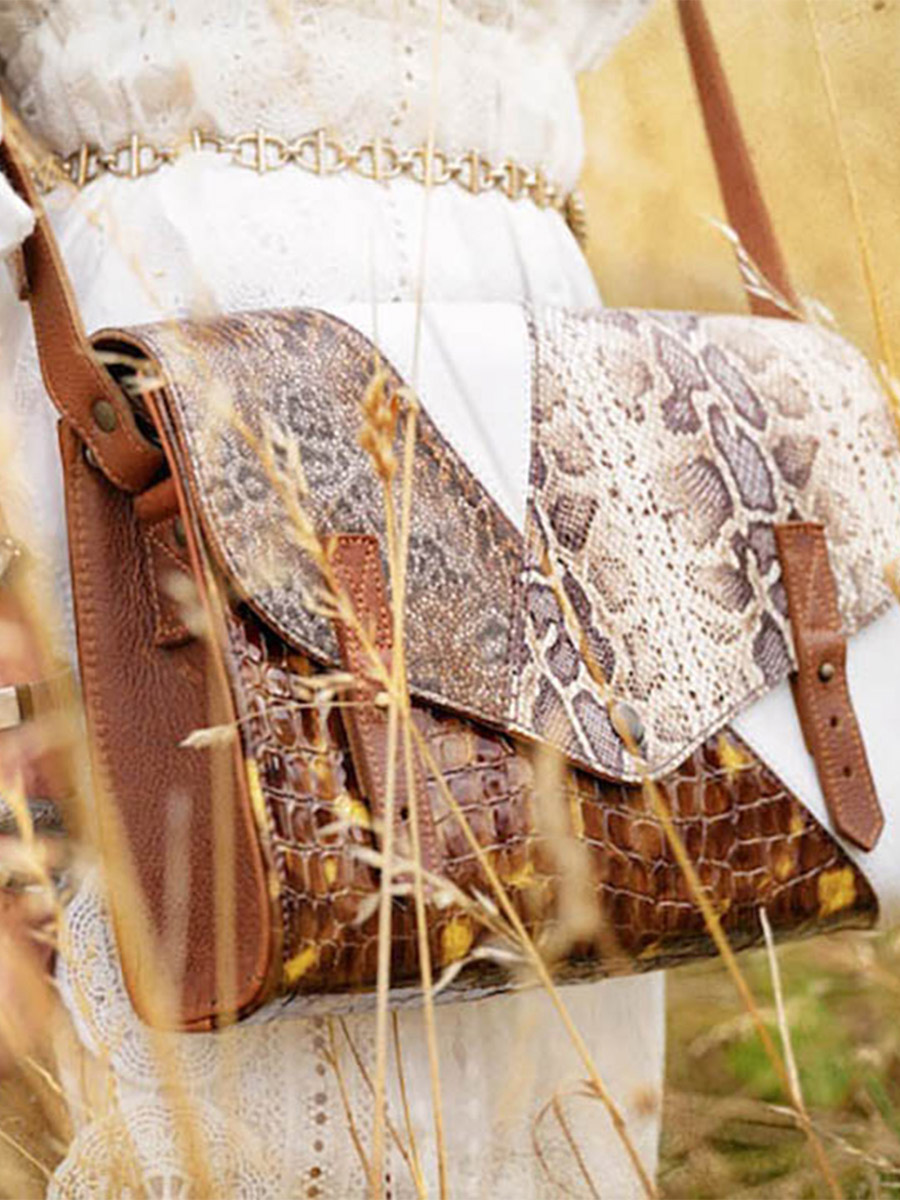 foto-bolso-bandolera-cuero-mujer-multicolor-lindispensable-chimere-colorado-paul-marius-w08-ch-cl