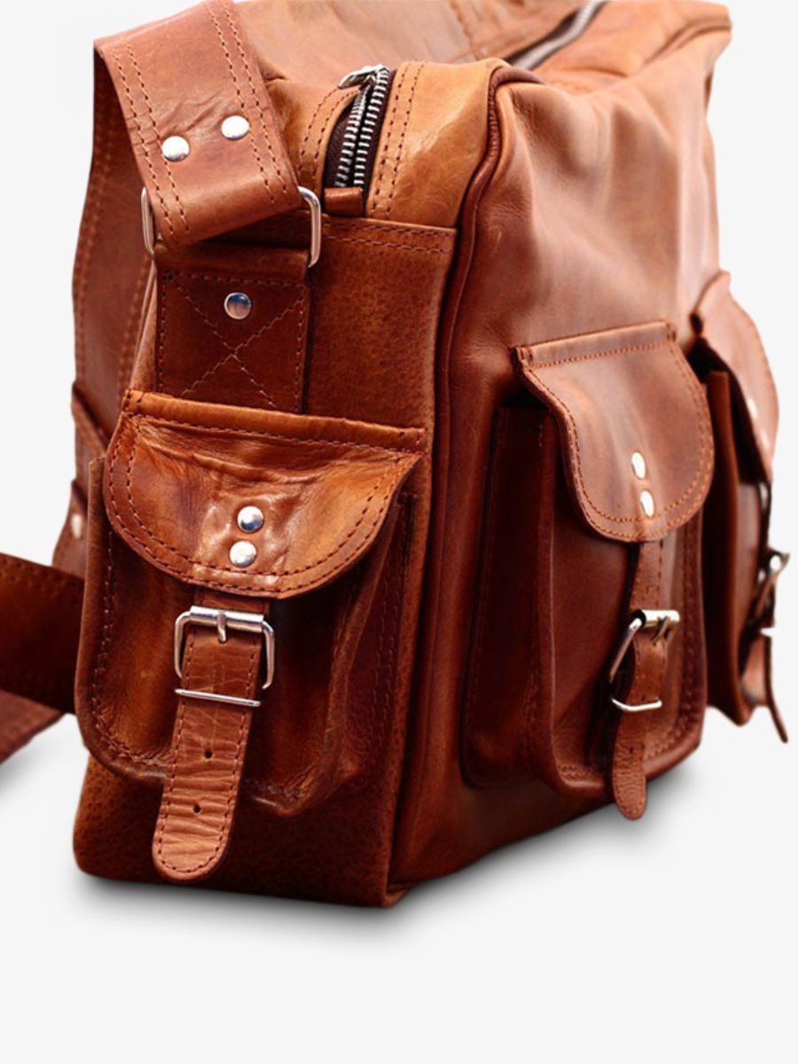 foto-vista-lateral-bolso-48h-cuero-hombre-marrón-lemultipoches-natural-paul-marius-m14-l