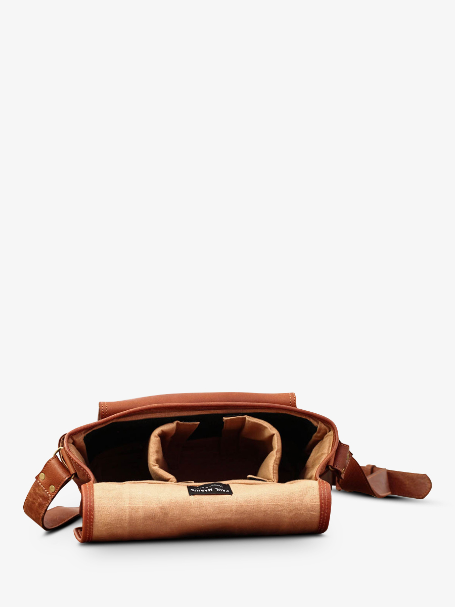 foto-interior-bolso-foto-cuero-argentico-marron-lepetitreporter-natural-paul-marius-m10-l