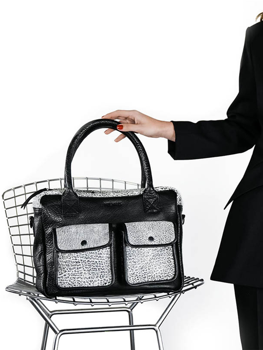 foto-vista-frontal-portadocumentos-cuero-mujer-ledandy-empreinte-paul-marius-w04-b-w