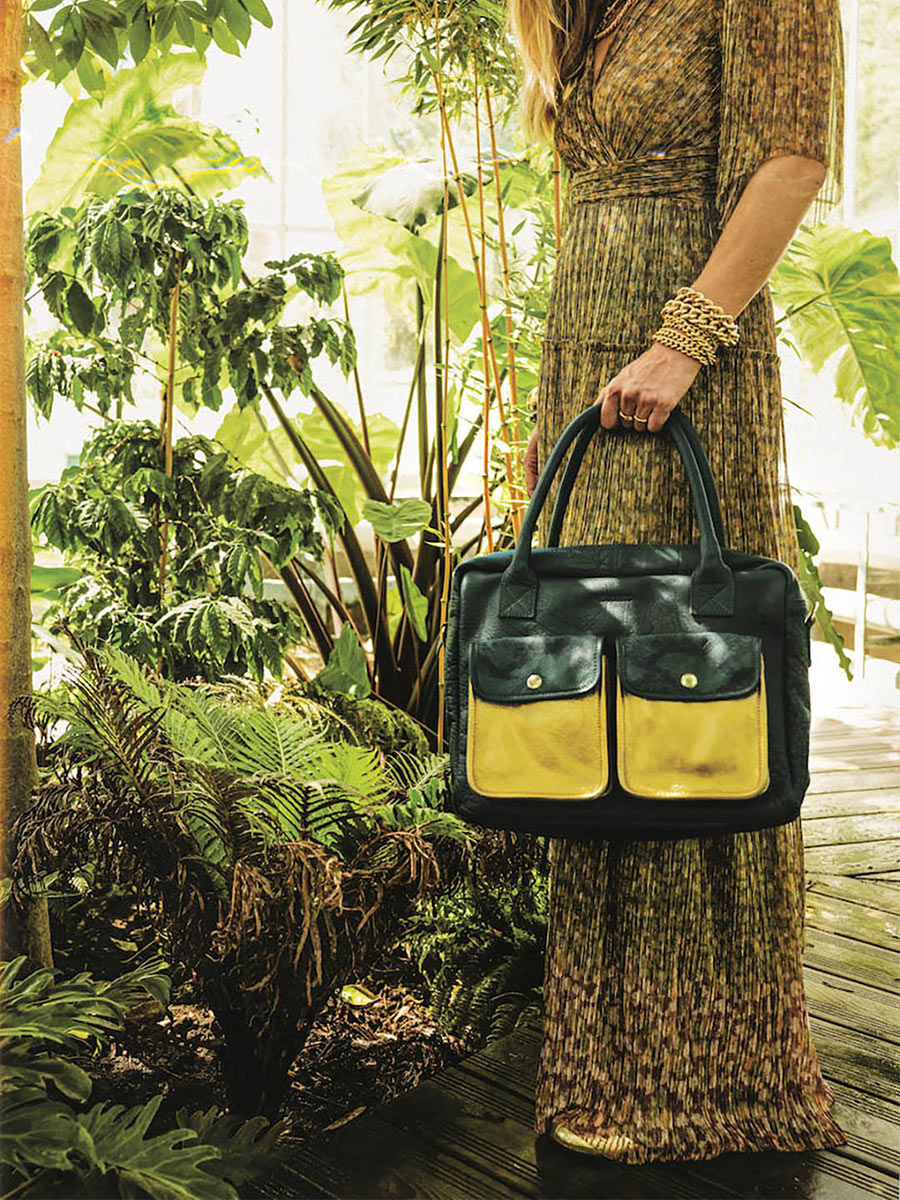 foto-vista-frontal-portadocumentos-cuero-mujer-ledandy-oasis-paul-marius-w04-oa