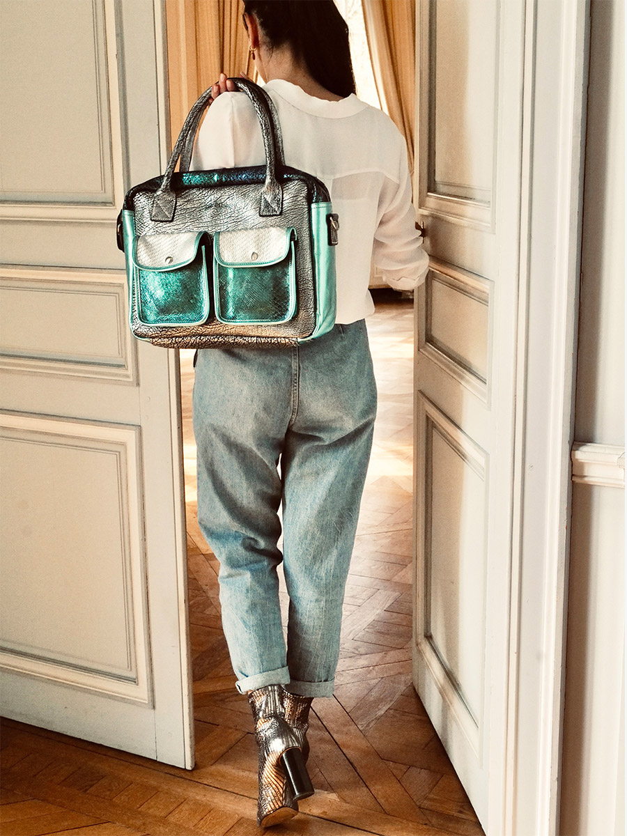 foto-bolso-portadocumentos-cuero-mujer-azul-blanco-ledandy-chimere-polar-paul-marius-w04-ch-s-blu