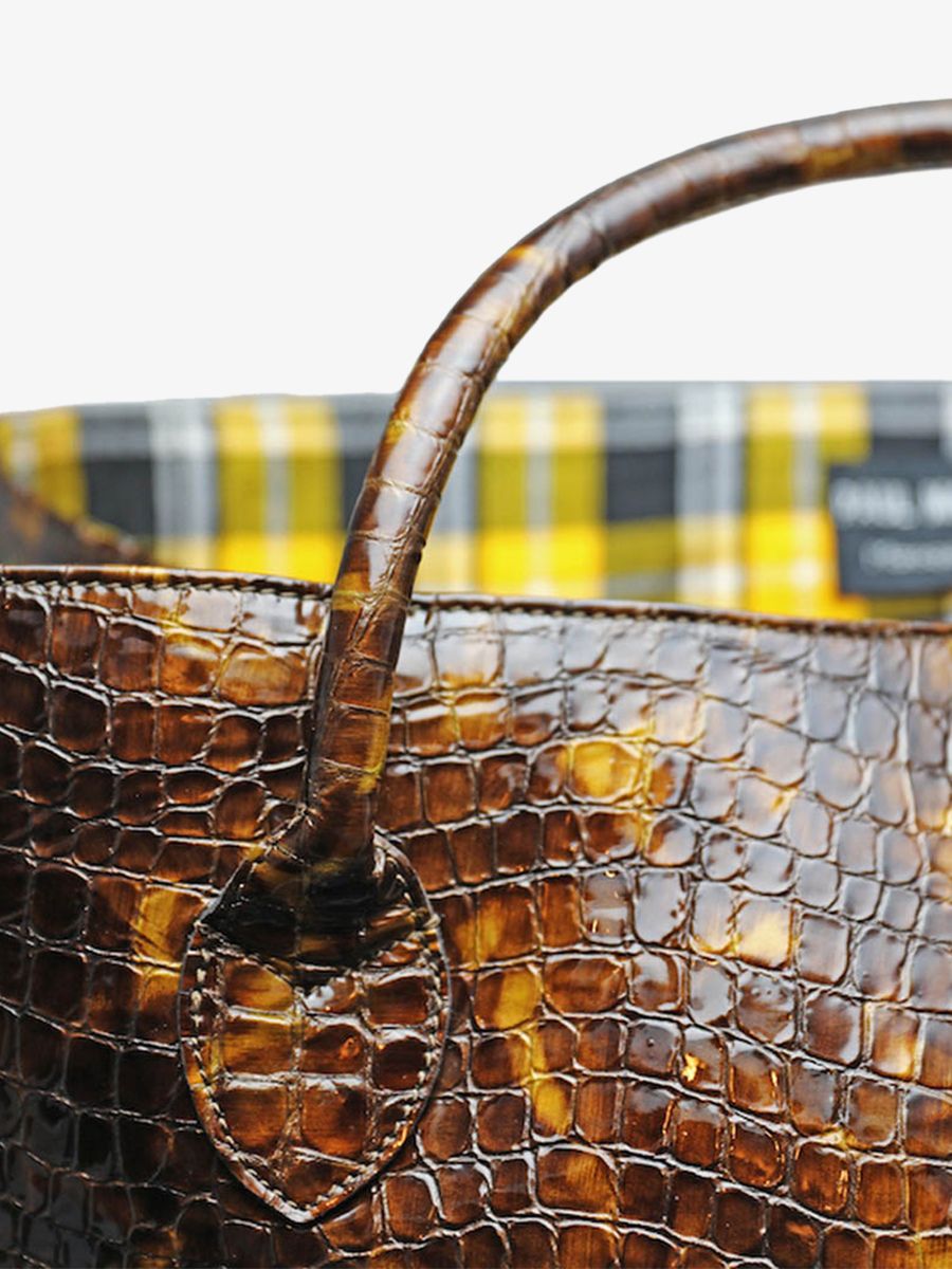 foto-material-gran-bolsa-de-viaje-cuero-hombre-plateado-rouen-delhi-caimán-ámbar-barnizado-paul-marius-m105-c-am